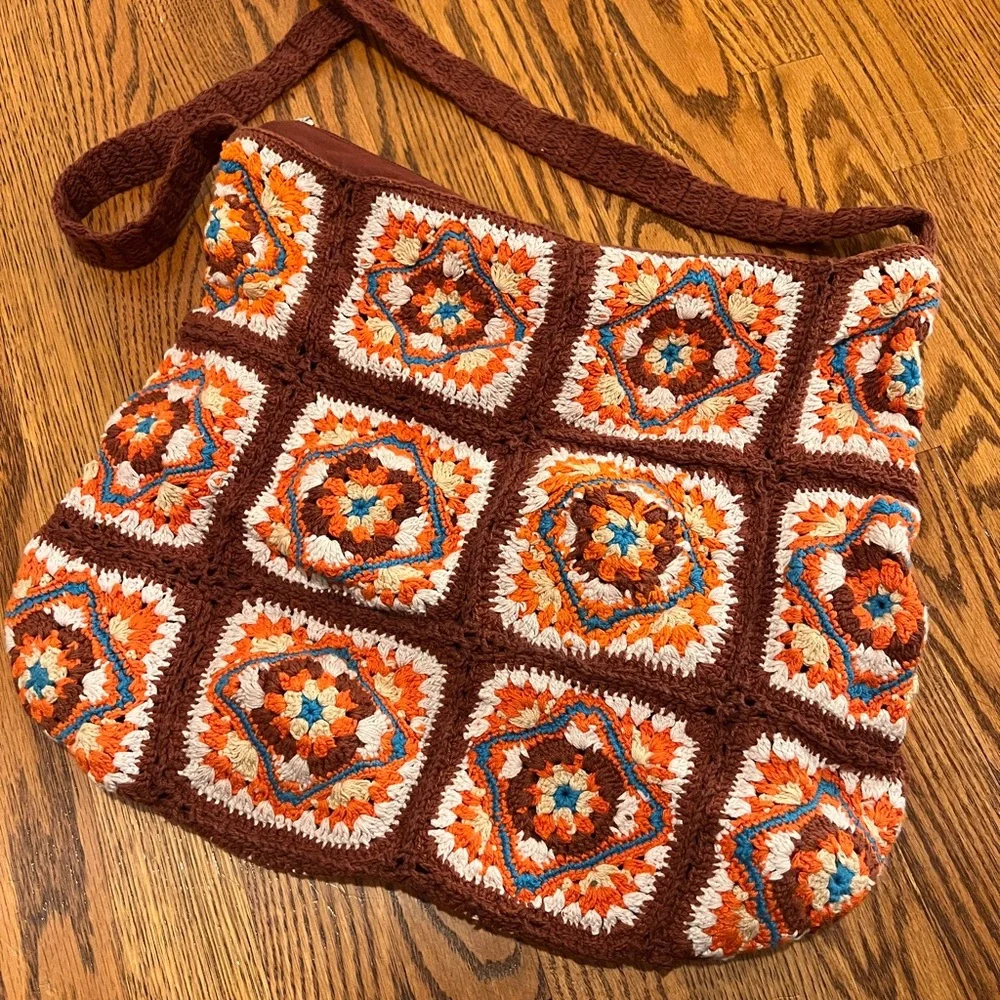 Free people handmade granny squares brown catch me crochet tote - Picture 3 of 5